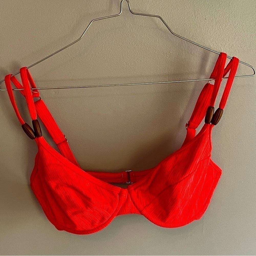Christina Bikini Bathing Suit Top Size Medium Pink Ribbed Made in Canada